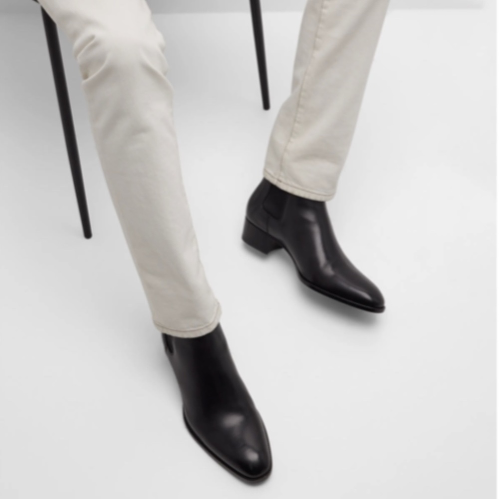 Mens YSL Wyatt Black Chelsea Boot Size 11/43